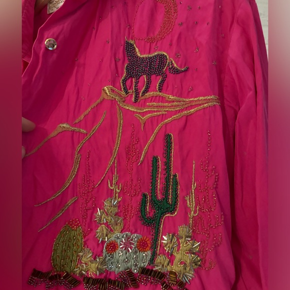 Vintage silk beaded blouse shirt with gemstone buttons. Beautiful! - Picture 10 of 11